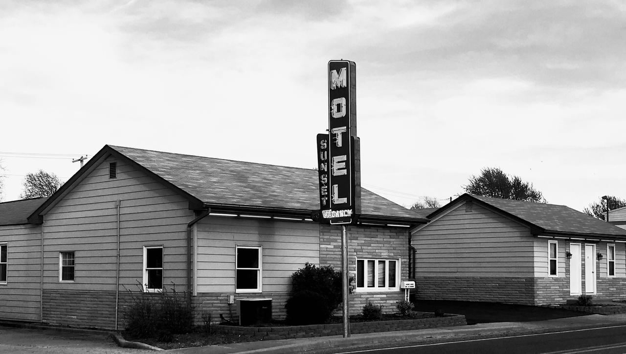 Sunset Motel Waterloo Eksteriør bilde